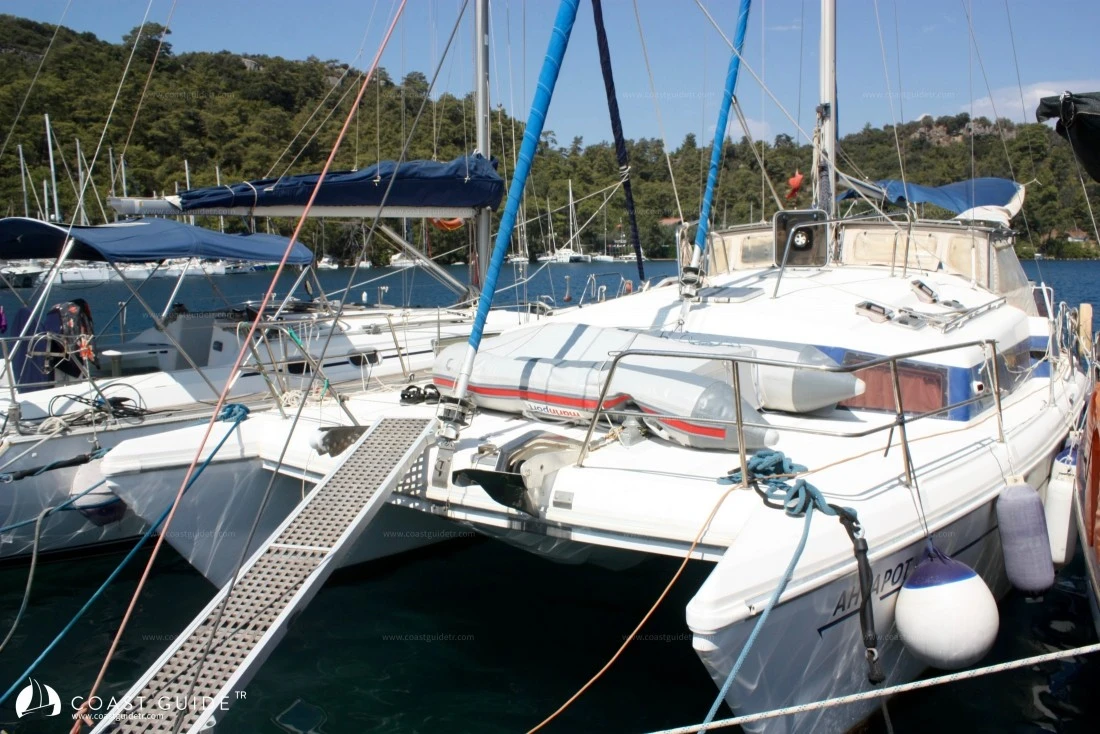 width=700