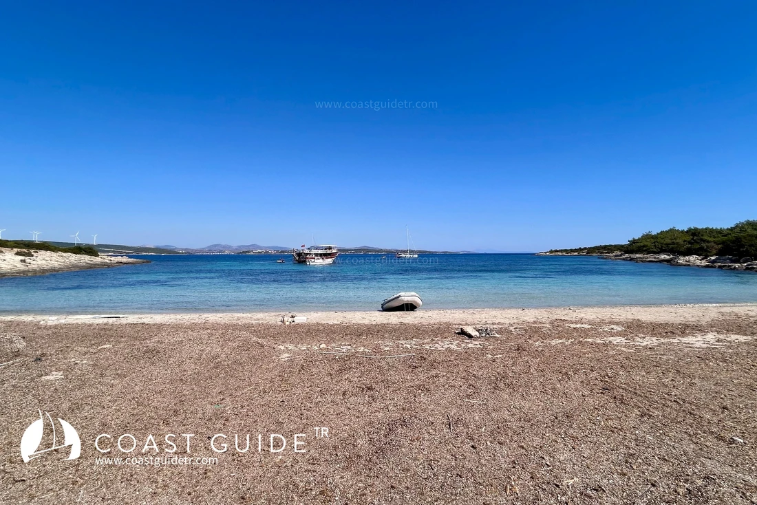 Sığacık Çam Limanı - Fotoğraf 1