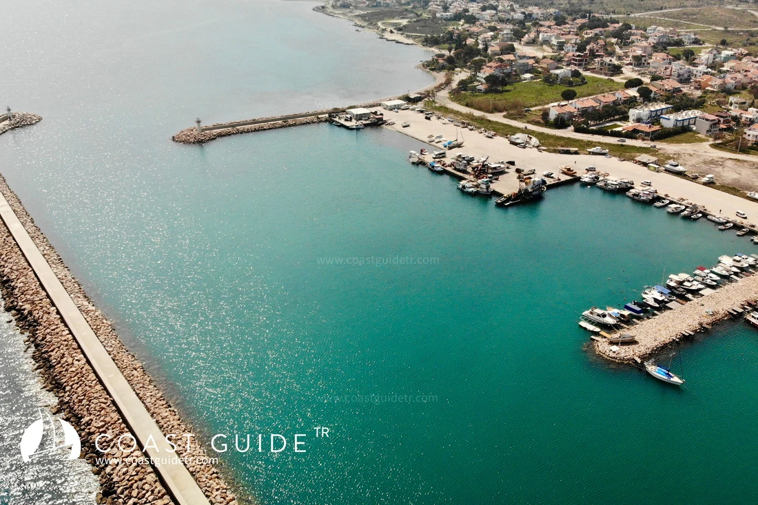 Mordoğan Limanı - Fotoğraf 1