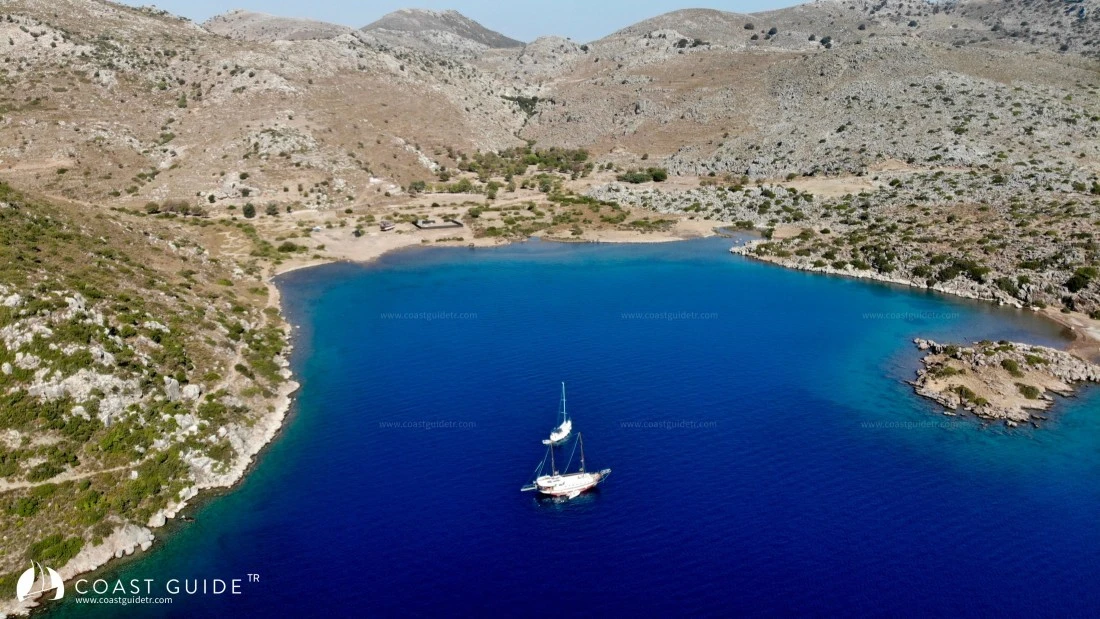 Burgaz Koyu - Fotoğraf 1