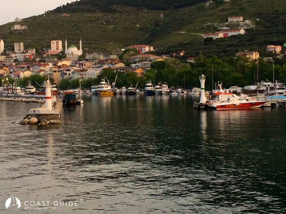 Marmara Adası Barınağı - Fotoğraf 2
